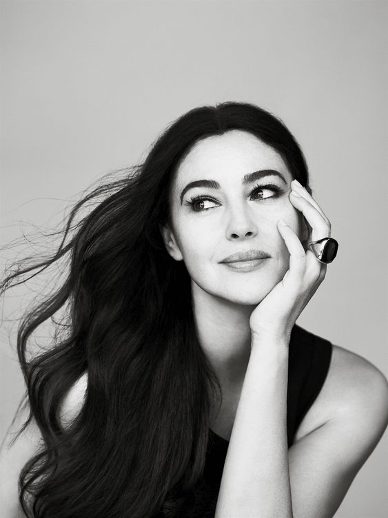 Monica Bellucci model